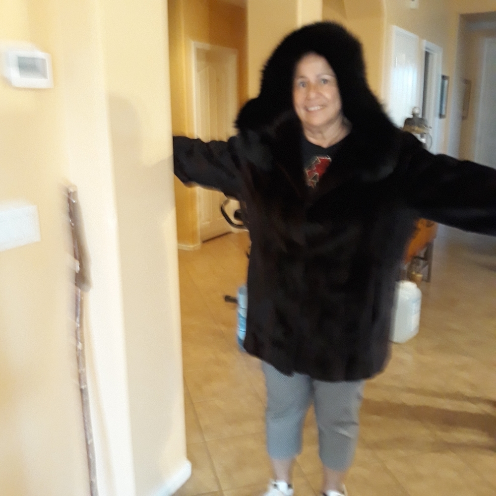 Mink Jacket/Coat - Picture 6 of 9